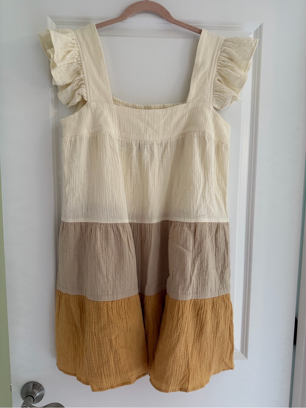 NWT Tiered Colorblock Ruffle Babydoll Dress